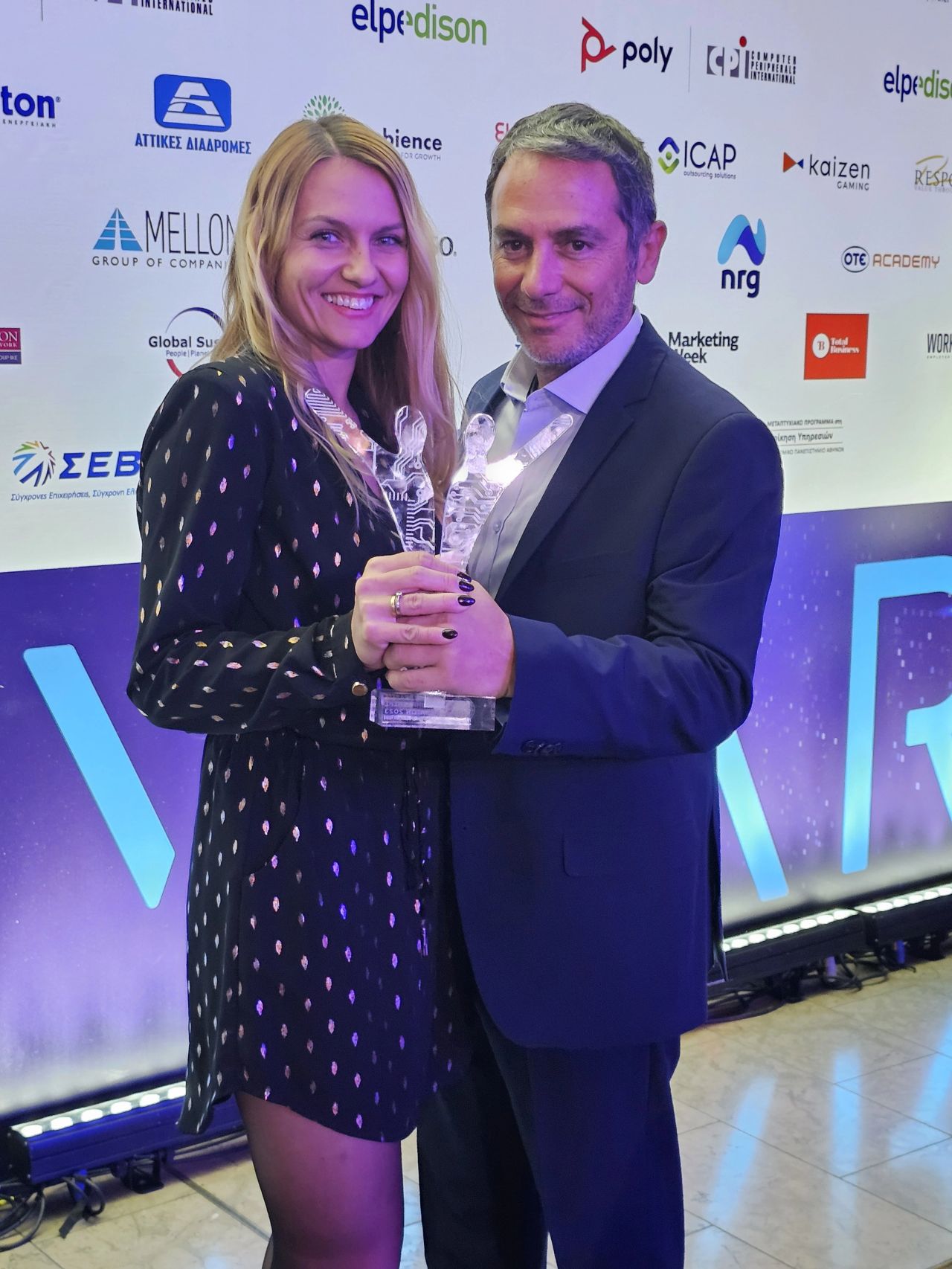 BEE FOR PLANET: Παρέλαβε χρυσό βραβείο στα Environmental Awards 2024