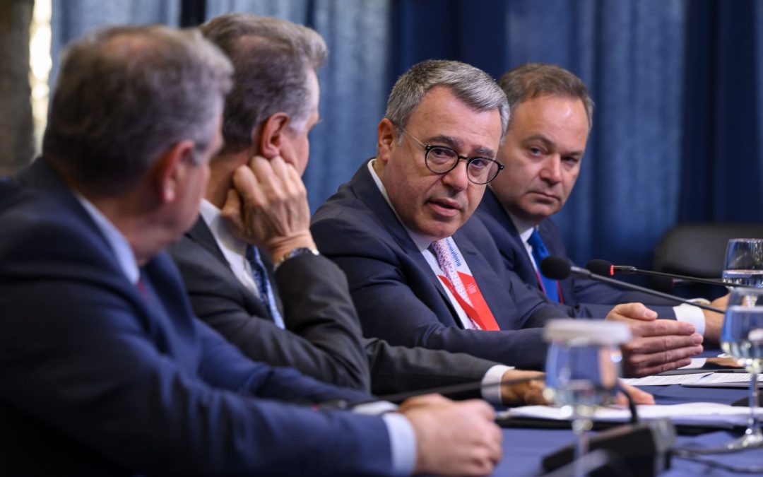 ALPHA BANK: Βασίλης Ψάλτης: «Αν όχι τώρα η στιγμή για αλλαγή παραγωγικού μοντέλου, πότε;»