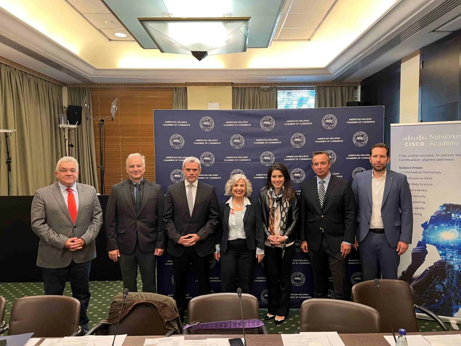 ΕΛΛΗΝΟ-ΑΜΕΡΙΚΑΝΙΚΟ ΕΜΠΟΡΙΚΟ ΕΠΙΜΕΛΗΤΗΡΙΟ: Αναντιστοιχία δεξιοτήτων με την αγορά εργασίας